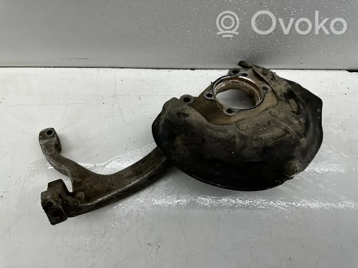 Audi A6 S6 C6 4F Priekinė stebulė 4F0407253H