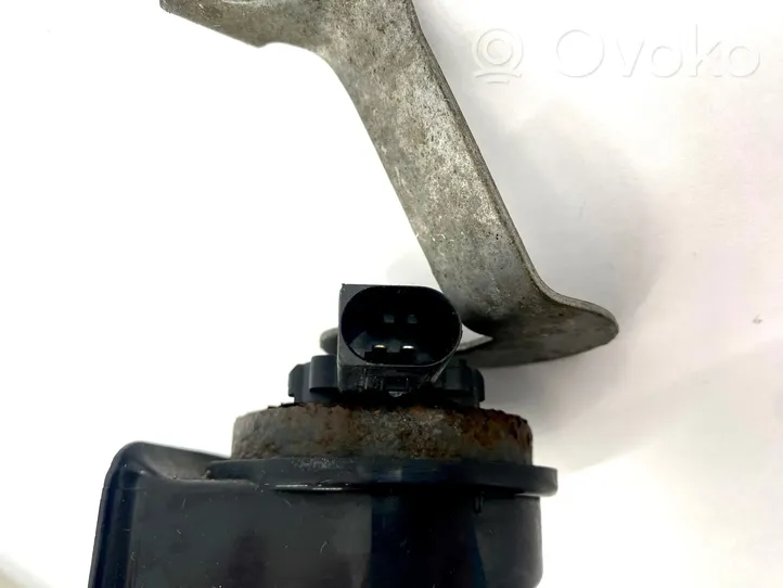 Volkswagen Caddy Horn signal 703881157