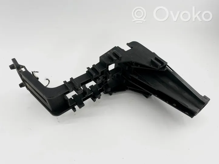 Audi A4 S4 B7 8E 8H Relay mounting block 8e0937503b