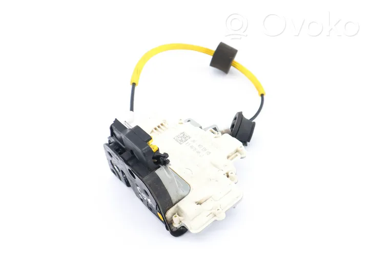 Audi A6 S6 C6 4F Etuoven lukko 4F0839015