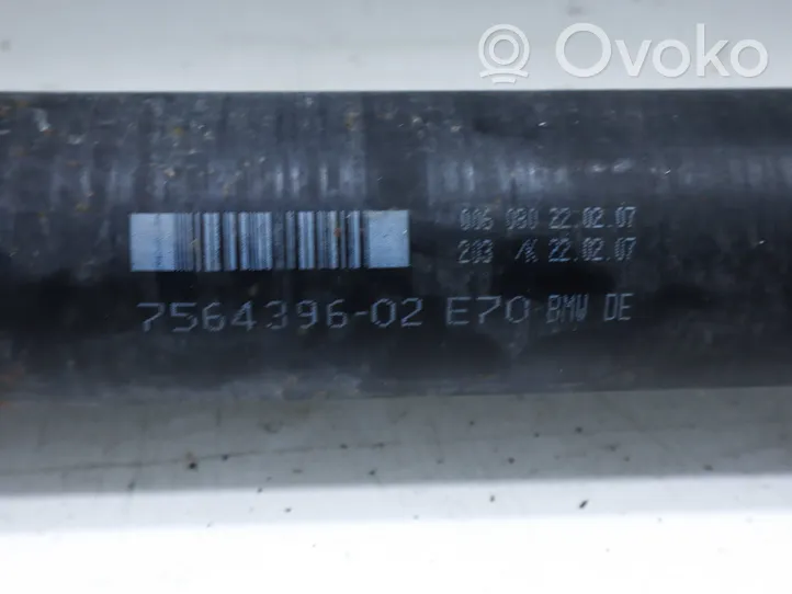 BMW X5 E70 Eje propulsor/eje de transmisión trasero 7564396