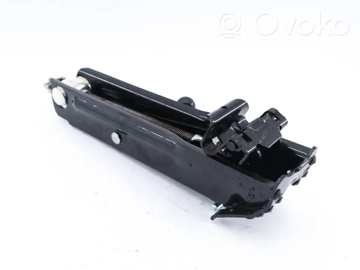 Volkswagen PASSAT CC Lift Jack 3C0011031B