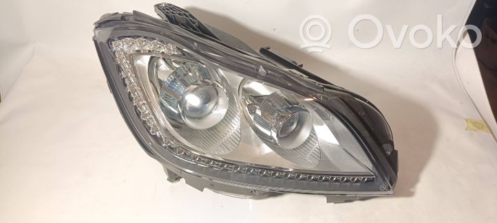 Mercedes-Benz CLS C218 X218 Klosze lamp przednich A2188204661