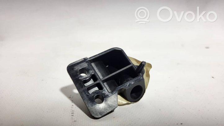 Mercedes-Benz E W124 Supporto del pedale dell’acceleratore 1243010418