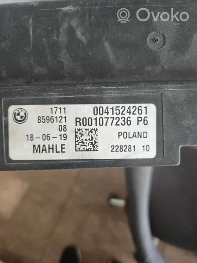 BMW 5 G30 G31 Panel mocowania chłodnicy 8577636