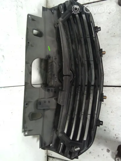 Opel Vivaro Front piece kit 