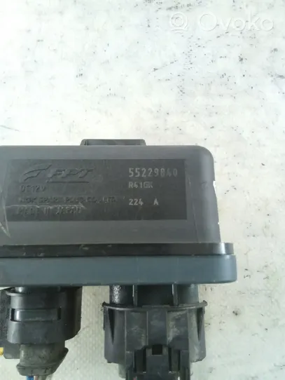 Opel Combo D Glow plug pre-heat relay 55229840