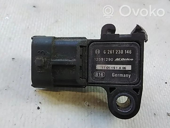 Opel Zafira B Air pressure sensor 12591290