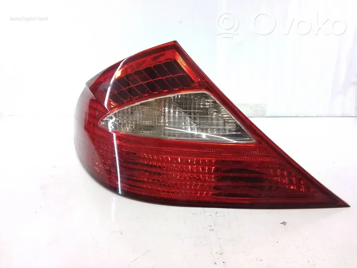 Mercedes-Benz CLS C219 Takavalot A2198200164