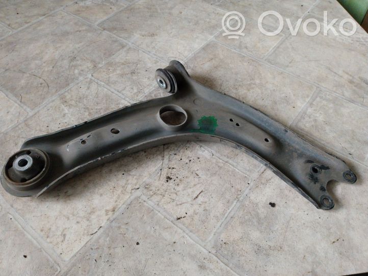 Volkswagen PASSAT B8 Fourchette, bras de suspension inférieur avant 3Q0407153B