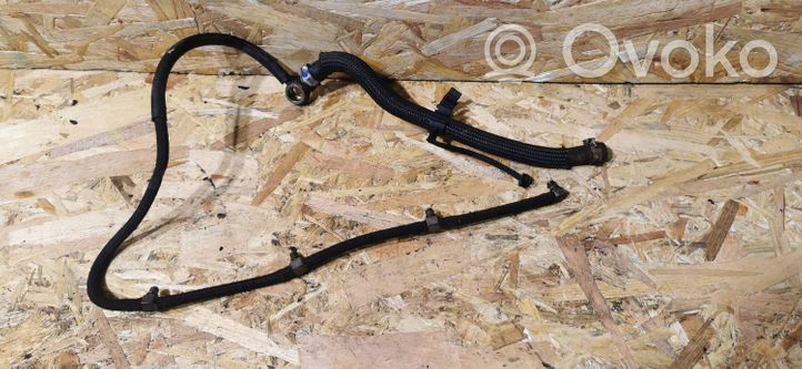 Mercedes-Benz E W211 Fuel return line/hose 6460701132