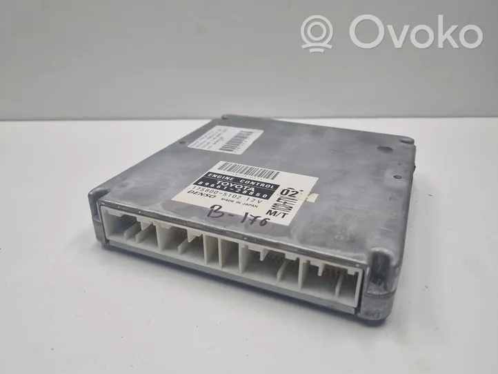 Toyota Previa (XR30, XR40) II Sterownik / Moduł ECU 8966128850