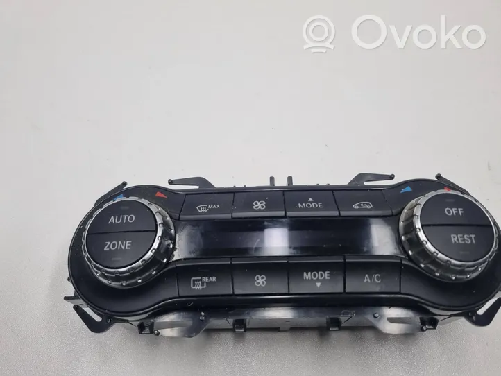 Mercedes-Benz GLA W156 Centralina del climatizzatore A2469003816