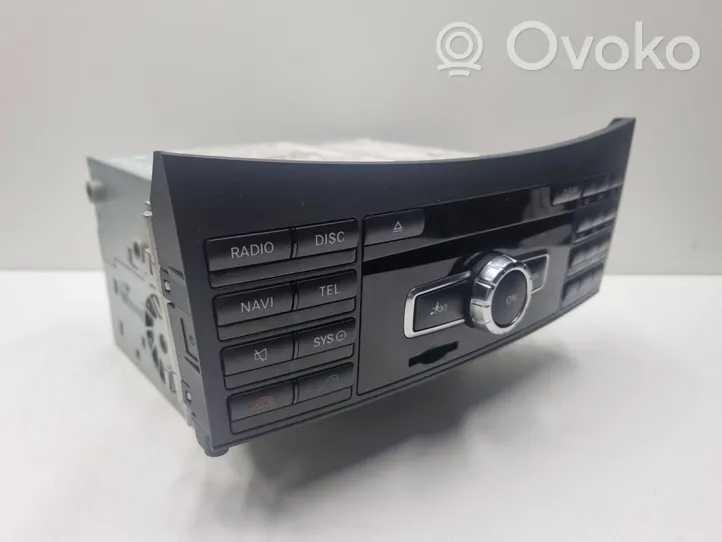 Mercedes-Benz E W212 Panel / Radioodtwarzacz CD/DVD/GPS A2129006426