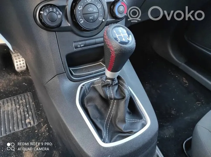 Ford Fiesta Ātrumu pārslēgšanas mehānisms (kulise) (salonā) 