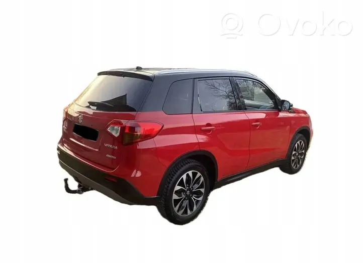 Suzuki Vitara (LY) Drzwi przednie 