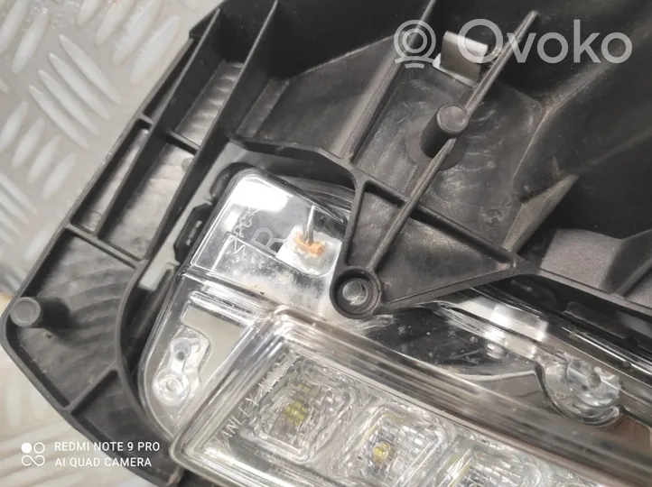 Suzuki Vitara (LY) Faro delantero LED diurno 35500-62J01-000