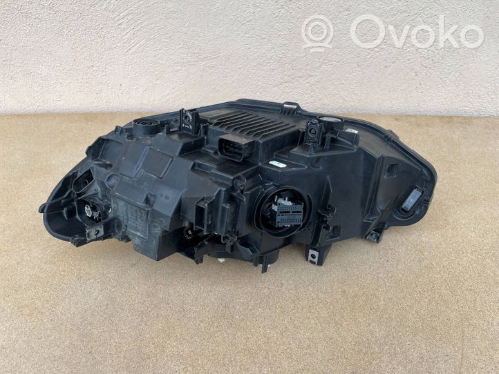 BMW 4 F32 F33 Lampa przednia 8738706