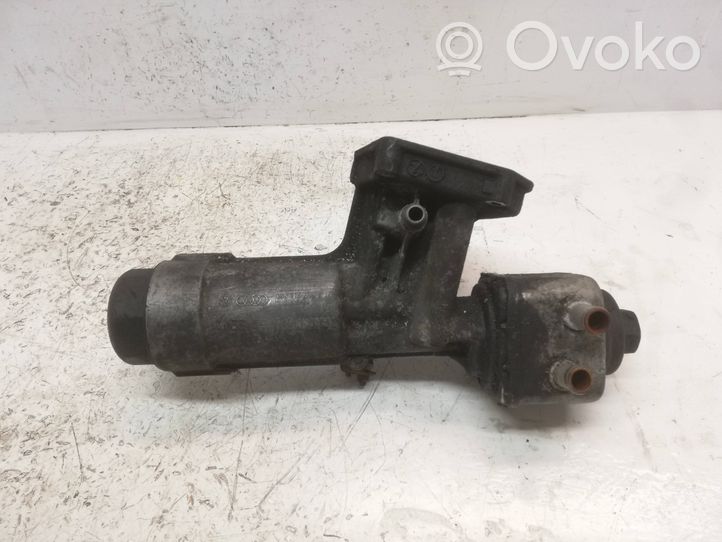 Volkswagen Sharan Supporto di montaggio del filtro dell’olio 038115389C