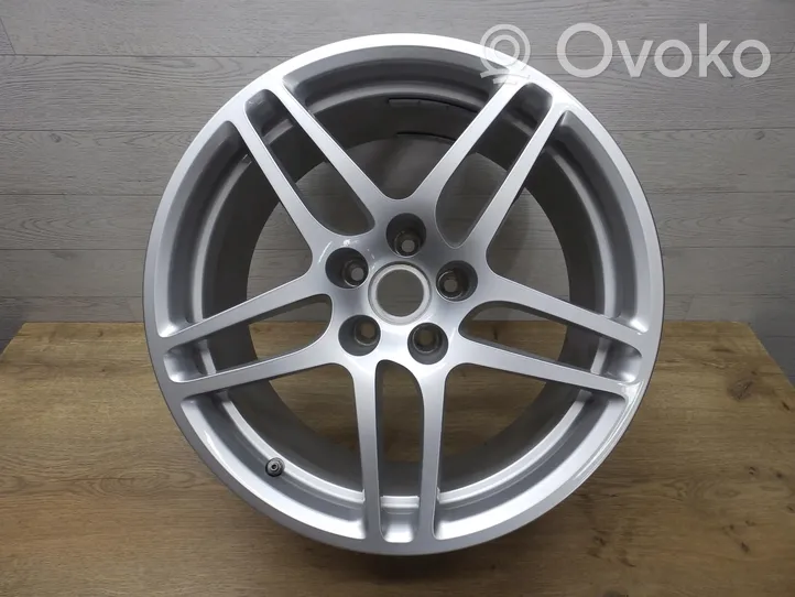 Porsche Macan R18 alloy rim 