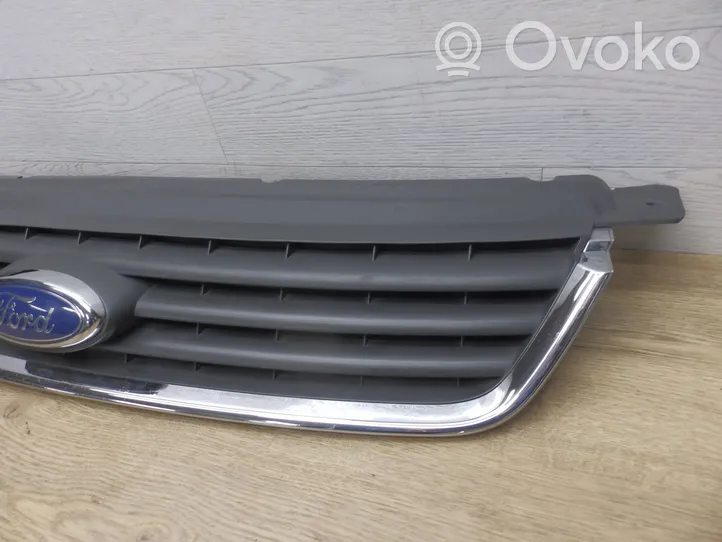 Ford Kuga I Front grill 8V41R7081A