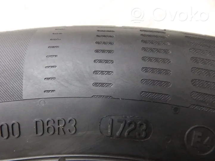 Opel Insignia A R17 summer tire 