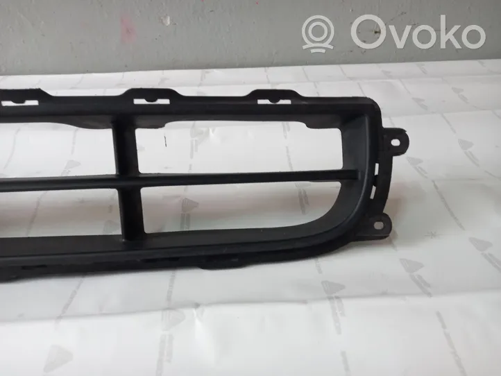 KIA Carens III Front bumper lower grill 86561-1D050