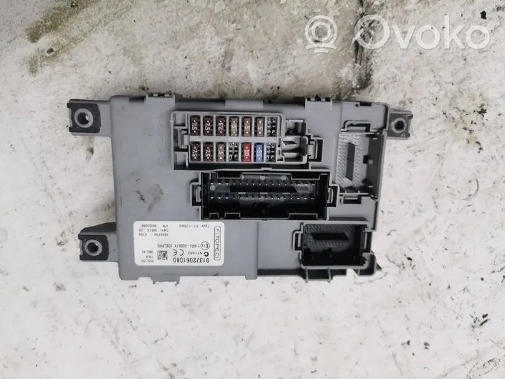 Fiat Punto (199) Module de fusibles 01372061080