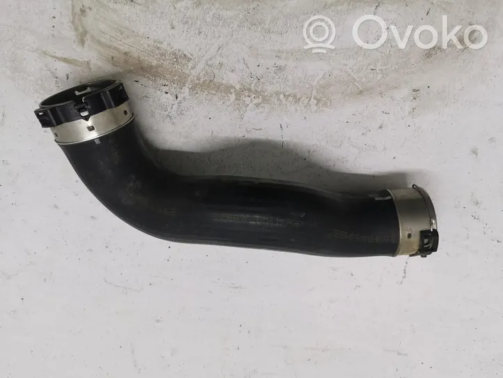 Mercedes-Benz A W176 Część rury dolotu powietrza A2465280682