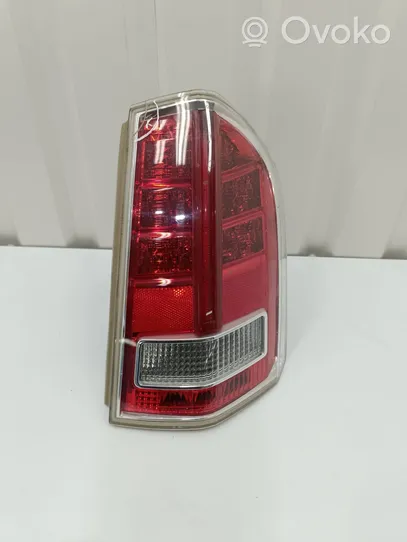 Chrysler 300C Rear/tail lights 68042170AE