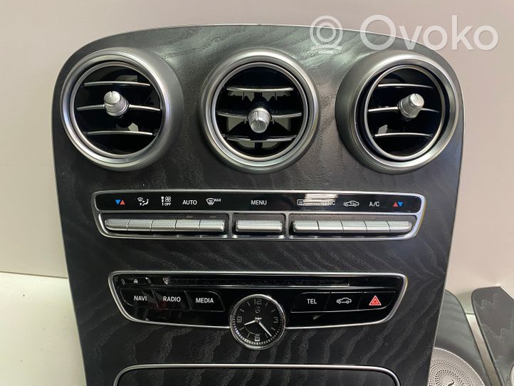 Mercedes-Benz C W205 Zestaw audio A2229005313