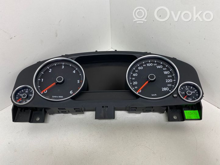 Volkswagen Touareg II Compteur de vitesse tableau de bord 7P6920880D