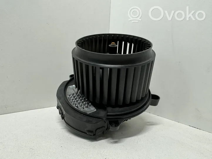 Volkswagen Touareg II Ventola riscaldamento/ventilatore abitacolo 7P0820022C