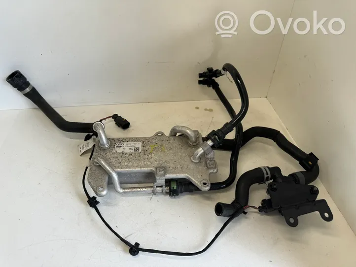 Volkswagen Touareg III Radiatore dell’olio trasmissione/cambio 4M0317021G