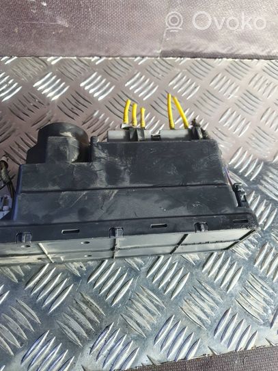 Mercedes-Benz C W202 Central locking vacuum pump 2108001548