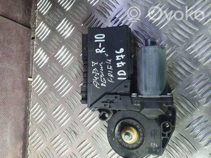 Audi A4 S4 B7 8E 8H Motorino alzacristalli della portiera anteriore 8E1959802H