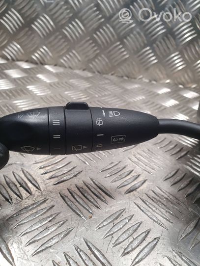 Mercedes-Benz A W169 Wiper turn signal indicator stalk/switch A1695450210