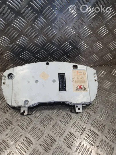 Ford Focus C-MAX Speedometer (instrument cluster) 3M5F10A855A