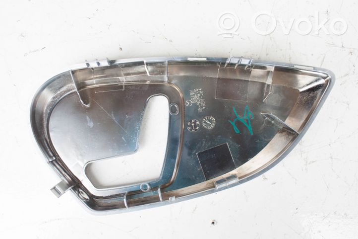 Mercedes-Benz R W251 Moldura del control de asiento de la puerta delantera A6759