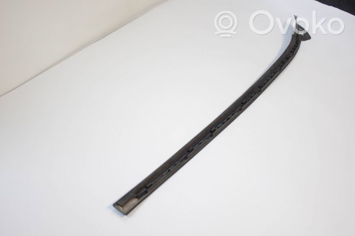 Mercedes-Benz E W212 Windshield trim A2126900582