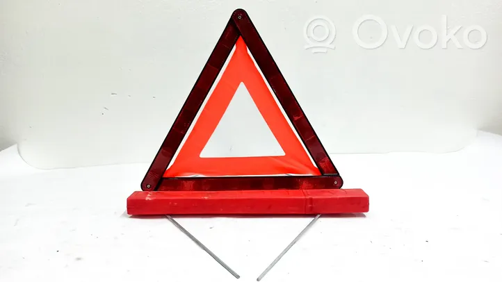 Toyota Prius (XW20) Emergency warning sign 27R040004