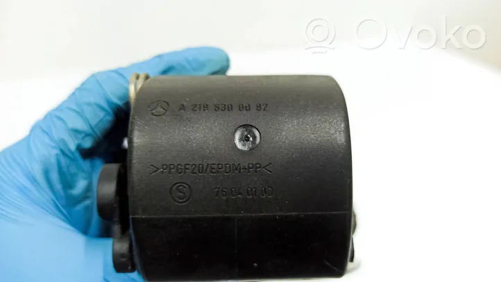 Mercedes-Benz CLS C219 Sportello del serbatoio del carburante A2195840017