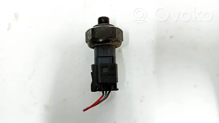 Mercedes-Benz E W211 Sensor de presión del aire acondicionado (A/C) 0045429018