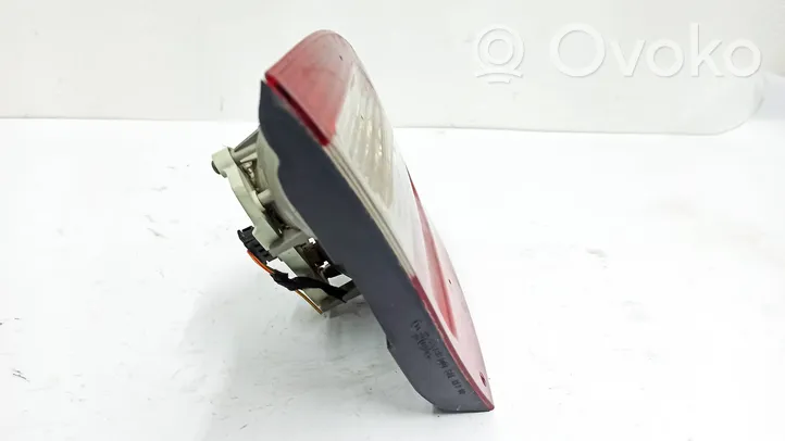 Mercedes-Benz E W211 Tailgate rear/tail lights A2118200777