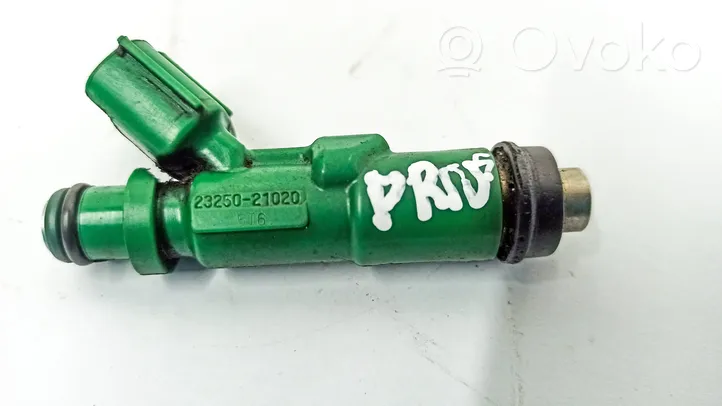 Toyota Prius (XW20) Inyector de combustible 2325021020