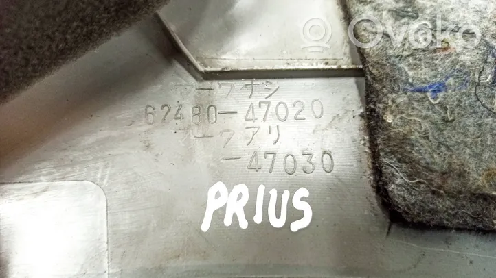 Toyota Prius (XW20) C-pilarin verhoilu 6248047020