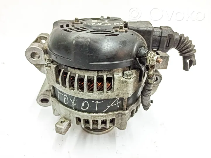 Toyota Avensis T250 Generatore/alternatore 1042104591