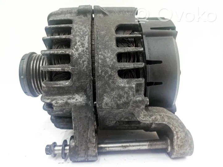 BMW 3 E92 E93 Generatore/alternatore 8507624