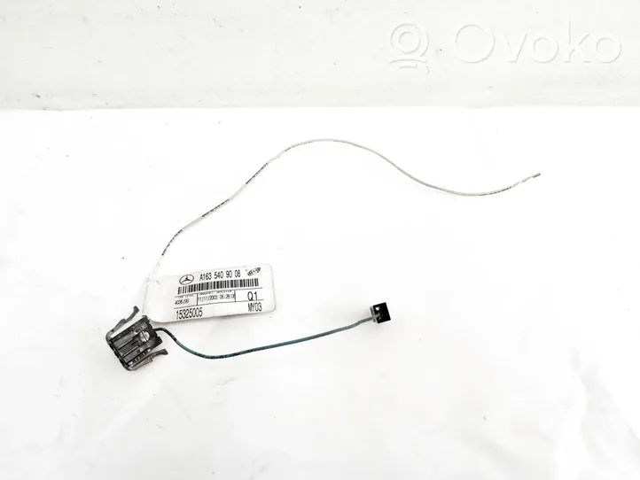 Mercedes-Benz ML W163 Antenos stiprintuvas A1635409008