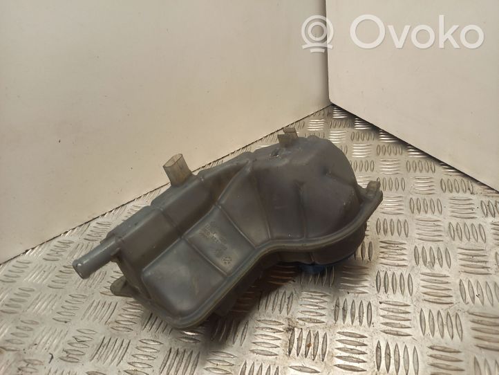 Audi A4 S4 B6 8E 8H Vase d'expansion / réservoir de liquide de refroidissement 8E0121403
